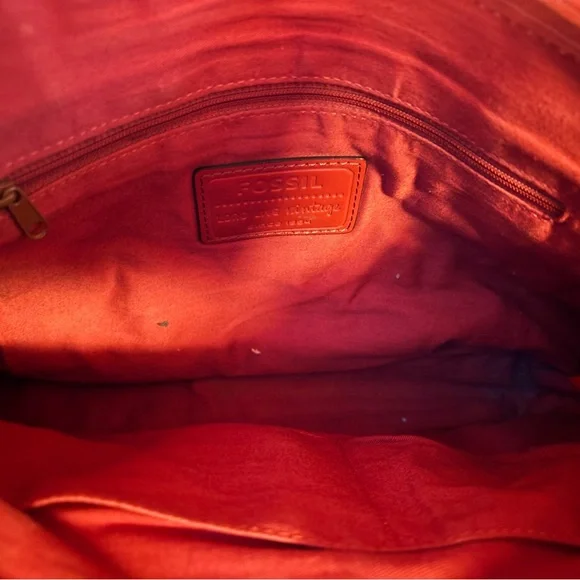 FOSSIL Red Leather Handbag - Picture 5 of 5